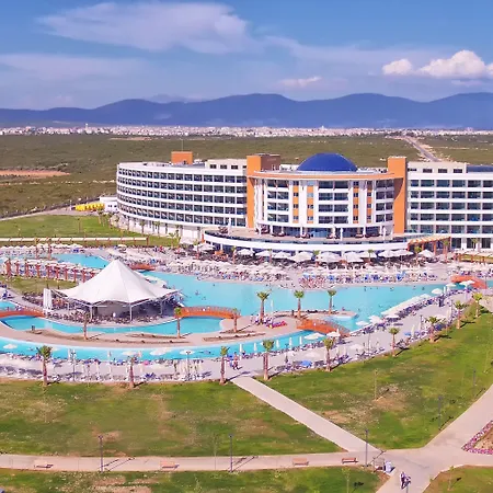 Aquasis De Luxe & Отель