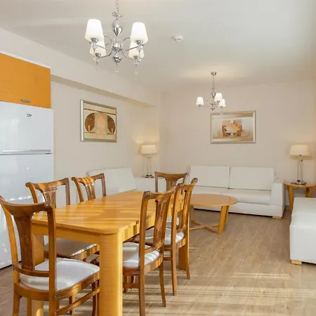 Aquasis De Luxe & Hotel