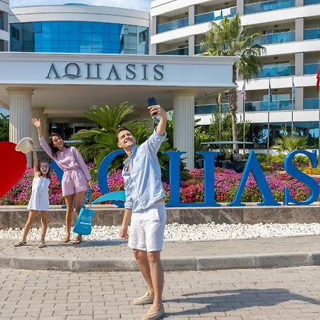 Hotel Aquasis De Luxe &