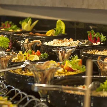 Aquasis De Luxe & Отель