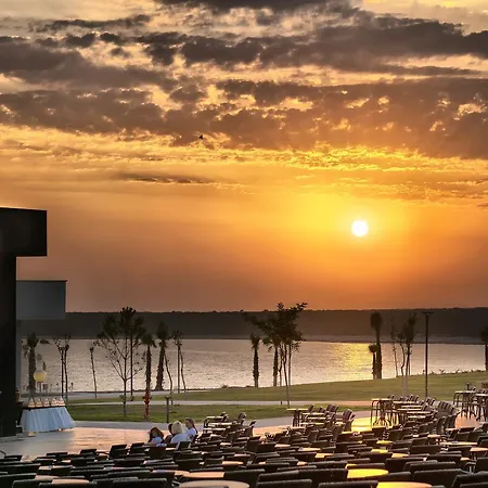 Aquasis De Luxe & Отель