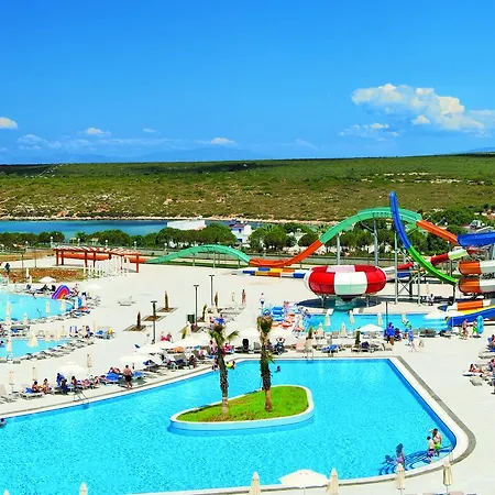 Aquasis De Luxe & Hotell 5*