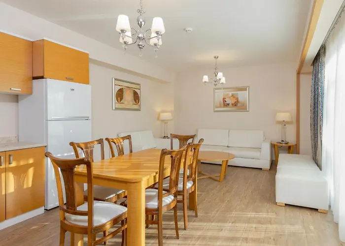 Aquasis De Luxe & Hotel