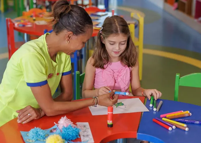 Aquasis Deluxe & Spa 5*