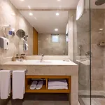 Aquasis De Luxe & Hotel 5*