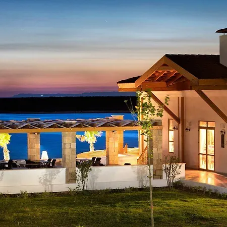 Aquasis De Luxe & Hotel