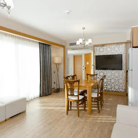 Aquasis De Luxe & 5* 디딤