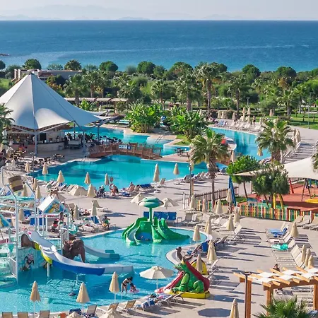 Aquasis De Luxe & 5*