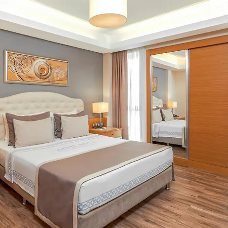 Aquasis De Luxe & Szálloda 5*