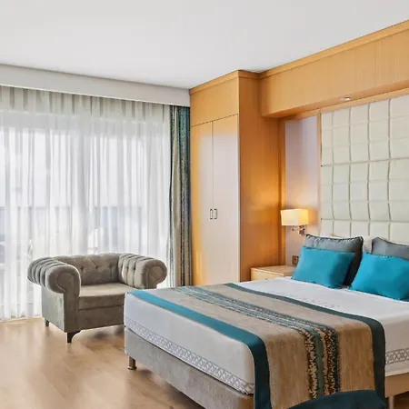 Aquasis De Luxe & Otel Didim