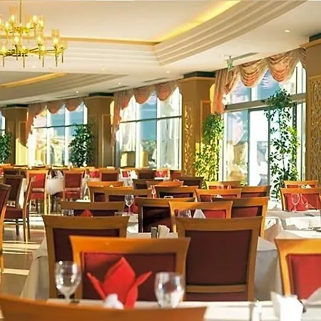 Aquasis De Luxe & Hotel 5*