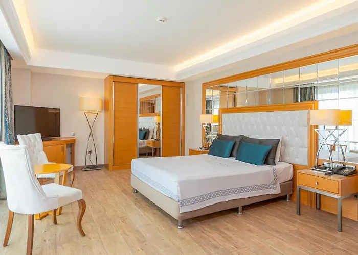 Aquasis Deluxe & Spa Hotel