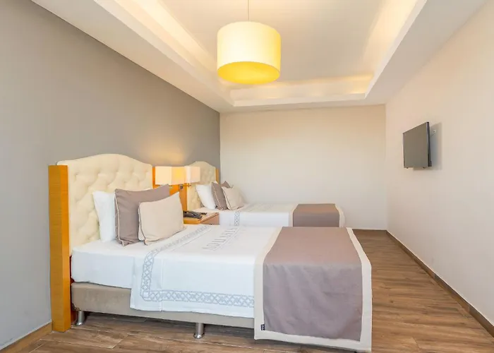 Aquasis De Luxe & Hotel 5*